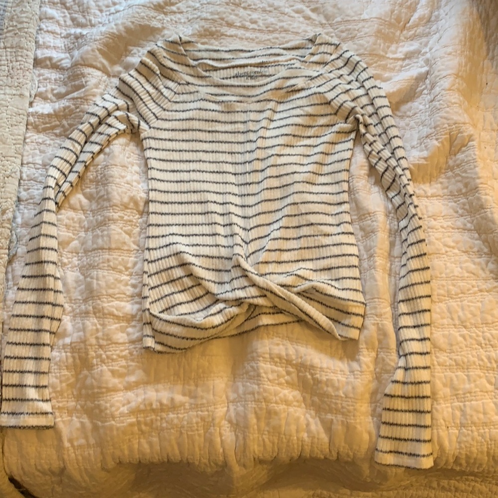 Abercrombie kids sweater